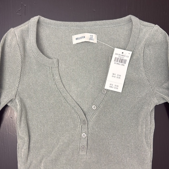 HOLLISTER COZY RIBBED SEAMLESS FABRIC HENLEY SIZE XXS LONG - Picture 2 of 5